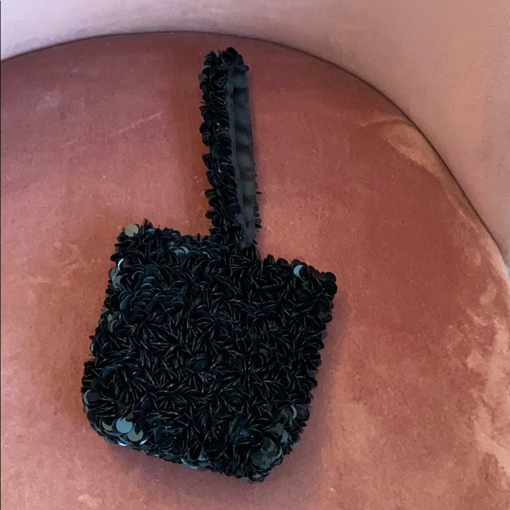ISDA & Co sequin formal wristlet